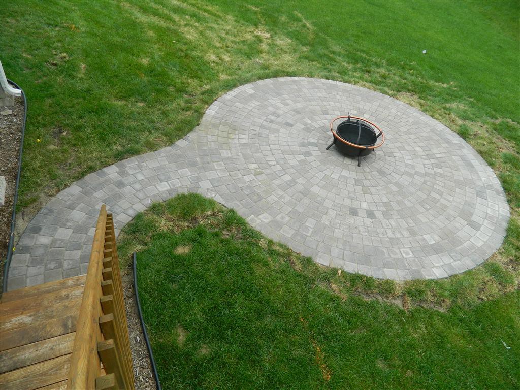 15' diameter circle paver patio Rosemount, MN