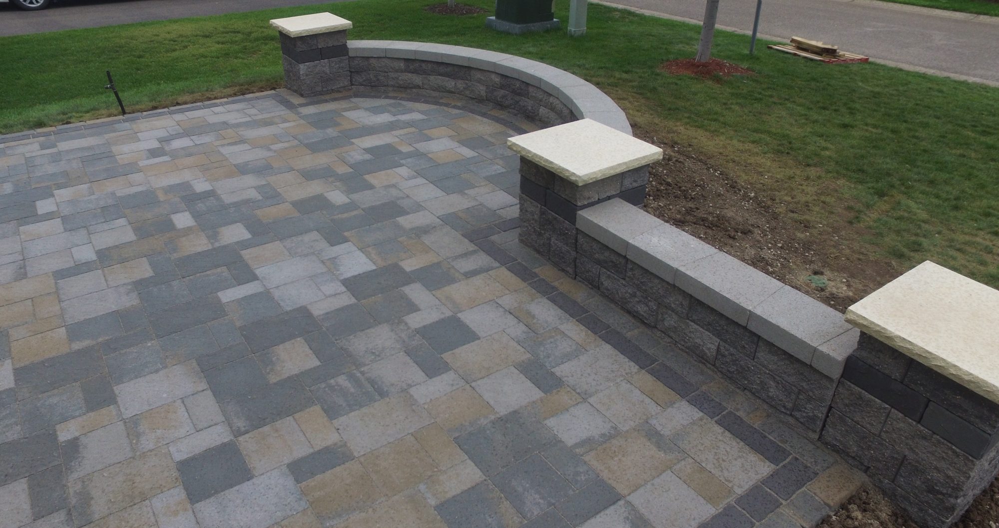 Landscaping paver patio